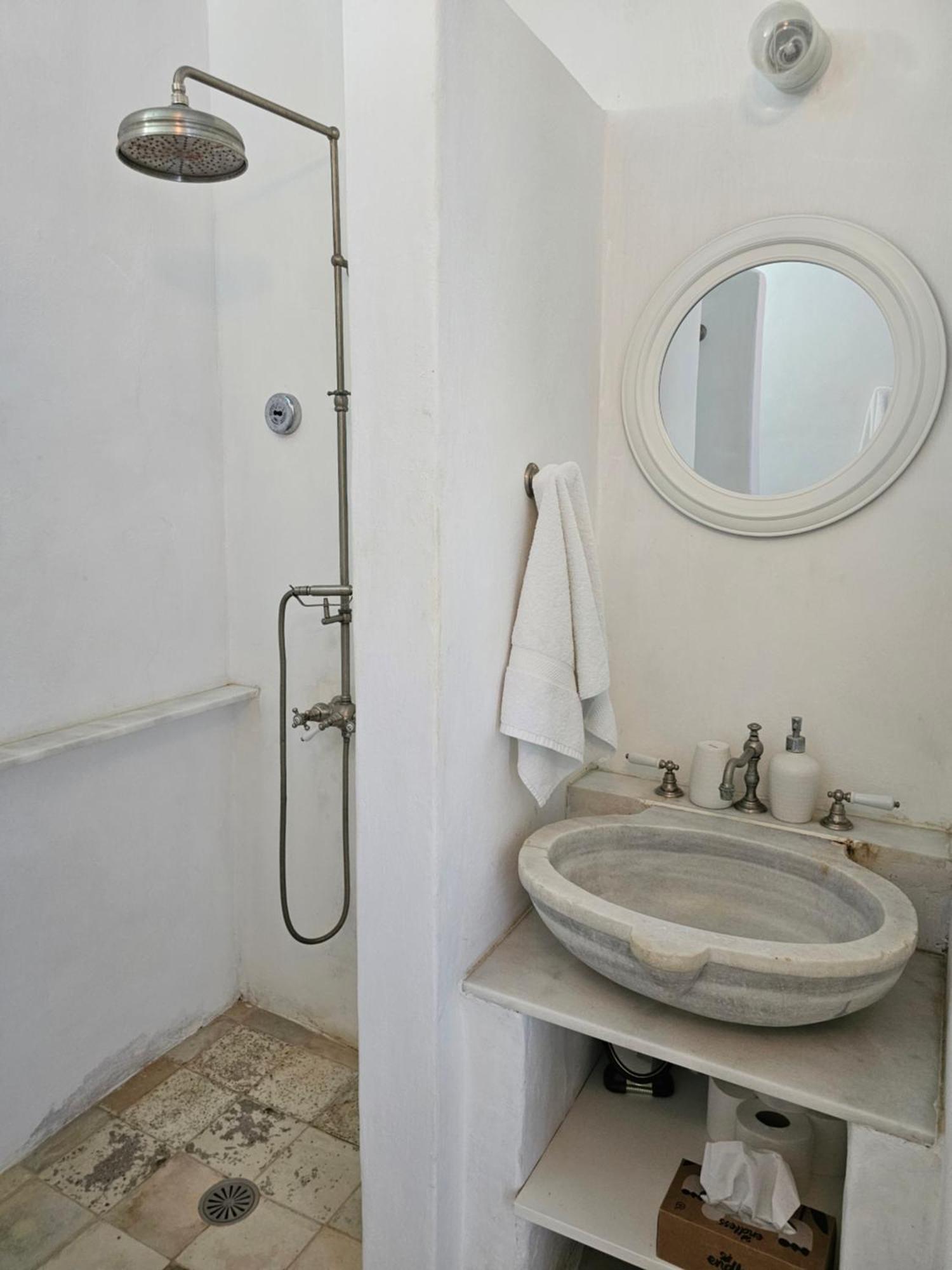 シミ The Anchor House Bed & Breakfast 部屋 写真